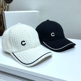 Black And White Baseball Cap Designer Casual Unisex Couple Hat Luxury Fashion C Women Men Casquette Fitted Hats Women Beanie D2109235N