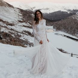 Romantic Country Lace A Line Wedding Dress Pattern Long Sleeve Bridal Gowns Sexy Backless Long Boho Bride Dresses 2022 Winter Sweep Train Robe De Mariee