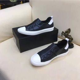 Luxury Brand Dress Shoes Men Soft Bottoms Running Sneaker Low Top Elastic Graffiti Leather Design Comfy Lightweight Damping Fitness Run Walk Casual Athletic EU 38-45