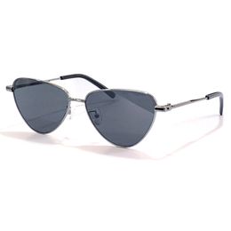 Alloy Triangular Shapes Sunglasses 2022 Women Fashion Cat Eye Glasses Designer Luxury Brand Ornamental Eyewear