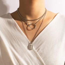 Chains Vintage Lock Key Clavicle Necklace For Women Hollow Geometry Layered Alloy Metal 2022 Female Fashion Party Jewellery 18820Chains Chains