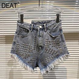 DEAT Women Rivet Heavy Industry Street Raw Edge Denim Shorts High Waist Fashion Temperament Spring Summer 11D922 210709