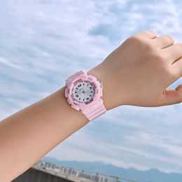 Casual Sport Watches Stylish Luminous Quartz Watch Waterproof Student Watches Men's Women