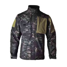 Men Airsoft Softshell Tactical Autumn Winter Warm Camouflage Military Jackets Army Multi-Pockets Patchwork Waterproof Coats L220706