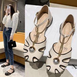 Sandals Pearl Chain Low-heeled Shoes Women's 2022 Spring And Autumn Round Head Fashion Trend Hollow Design Sense Niche SandalsSandals