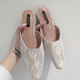 Slippers Fashion Women Lace Mesh Air Shallow Slides Round Toe Black Beige Beach Shoes Elegant Woman Size 39 220328