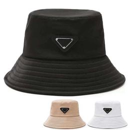 Yüksek Kaliteli Kova Şapka Kap Moda Erkekler Cimri Kenarlı Şapkalar Erkek Kadın Tasarımcılar Unisex Sunhat Balıkçı Kapaklar Nakış Rozetleri Nefes
