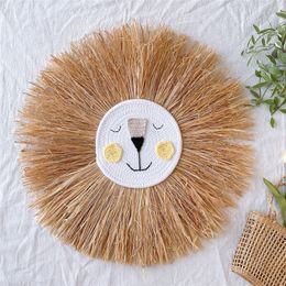 Lion King Hanging Decorations Wall Art Hand Knitted Cartoon Tassel Nursery Room Wall Hangings for Home Bedroom Living Room Decor 220407