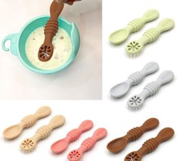 2PCS Lovely Baby Learning Spoons Utensils Set Adorable Toddler Tableware Baby Silicone Teether Toys Feeding Scoop Training GC867