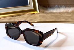 Square Sunglasses Havana Brown for Women Fashion Glasses Sonnenbrille Gafas de sol Accessories with Case Box