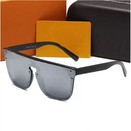 grey eye color Australia - Whole Designer Sunglasses Original Eyeglasses Outdoor Shades PC Frame Fashion Classic Lady Mirrors for Women and Men Glasses U250v