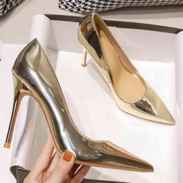 2022 Luxury Brand Sexy Classic Pumps Pointed Toe Women Stiletto Shiny Leather High Heels Gold Silver Wedding Bridal Shoes B005 G220527