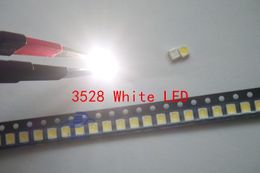 1000 pcs / lote 1210 Beads de luz branca 3528 SMD LED Branco brilhante / Diodos emissores de luz 5000-7000K 6-7LM 2000-2200mcd 2.8-3.6v 3528 Coolwhite D2.0