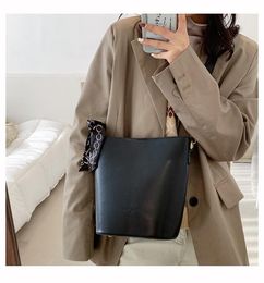 Evening Bags High-quality Ladies' Gas One-shoulder Bucket Bag 2022 Net Celebrity Fashion Female Korean Messenger Retro