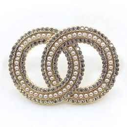 Top Quality Wholesale Brooch Brass Gold Plated 5A Luxury Brand Official Replica Pearl Brooch Christmas Gift Banquet Use
