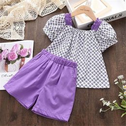 Menoea Toddler Girls Clothes Sets Summer Patchwork T shirts Plaid Bow Shorts Casual Outfits Baby Kids Clothing Suits 220620