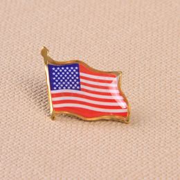 American Flag Metal Badge Clothing Decor Us Flags Brooch Travel Souvenir Badges Memorial Crafts Gift Office Ornament BH6321 WLY