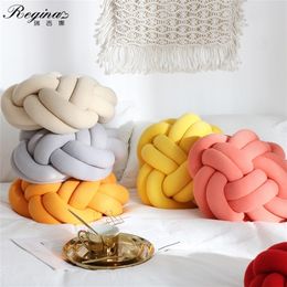 REGINA DIY Bird's Nest Shape Throw Pillow Chunky Yarn Hand Knot Sofa Chair Cushion Nap Hand Rest Solid Car Seat/Back Cushion 220402