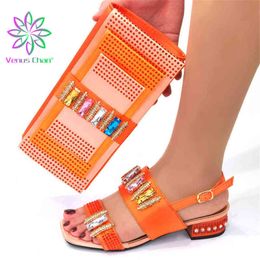 Neueste Ankunft African Heißer Verkauf Italienisches Design Nigerianischen Stil Elegante Orange Farbe Damen Schuhe und Tasche Set für Party 220524