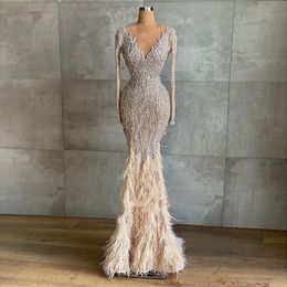 Sparkling Mermaid Evening Dresses Long Sleeves Deep V Neck Lace Feather Train 3D Appliques Sequins Beaded Prom Dress Plus Size Prom Gowns Vestidos Festa