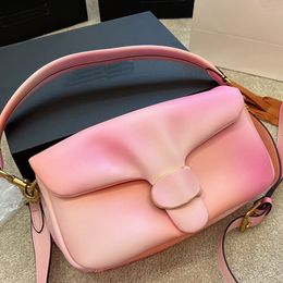 2022 NEW Fashion Women Designer Handbag High Quality Shoulder Bag Luxury Tote Purse Wallet Crossbody Bags Backpack Small Mini Chain Purses For Christmas Gifts 18CM