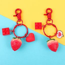 Sweet Strawberry Heart Keychain Women Metal Jewellery Zinc Alloy Car Key Ring Key Chains For Lovers Bag Pendant