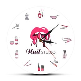 Nail Polish Bottles and Equipments Printed Acrylic Wall Clocks Beauty Salon Nail Studio Manicure Clock Wall Watch Timepieces 210325