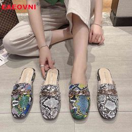 Summer Slippers Fashion Women's Snakeskin Pattern Chain Mules Outdoor All Match Casual Ladies Sandals Leather Shoes 220530