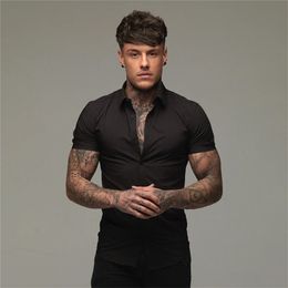 Summer Fashion Slim Fit Button Short Sleeve Shirts Men Casual Sportswear Dress Shirt Male Hipster Tops Fitness Clothing 220322