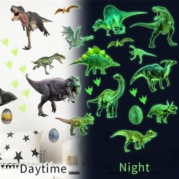 Green Light Luminous Dinosaur Wall Stickers Home Bedroom Kids Room Decoration Animal Fluorescent Decals Glow in the Dark Sticker 220510