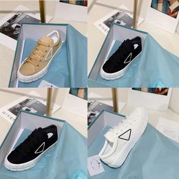 Lady Designer Casual Shoes Triangle Thick Sole Double Wheel Nylon Sneakers Women White Canvas Luxury Low Leather Shoes IMAY