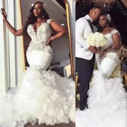 Gorgeous Plus Size Wedding Dresses Bridal Gown Straps Sweep Train Custom Made Ruffles Beaded Applique Sleeveless African Dubai Vestido De Novia