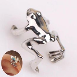 Clip-on & Screw Back Crawl Frog Ear Cuffs Clip Cuff Women Earrings Without Piercing Fake Cartilage Earring 1pcClip-on