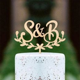 Custom Wedding cake topper With Mr&Mrs Initials Wreath Wood Letters Cake Topper Personalised Anniversary Party Decor D220618