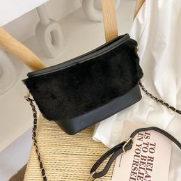 fur handbags purses UK - Evening Bags Female Bag Fuzzy Plush Faux Fur For Women 2022 Fashion Shoulder Designer Hobos Chain Luxury Handbags Purses SacEvening