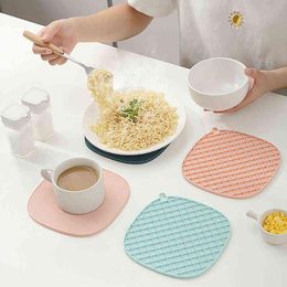 1 Pc TPR Placemats Waterproof Oilproof Western Table Pads Tableware Solid Color Non Slip Bowl Mat Kitchen Accessorie