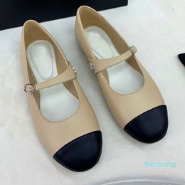 Fashion Sandals Ladies Designer Classic Solid Color High Quality Sheepskin Fabric Beach Shoes Men Summer Casual Wear Resistant Non-Slip Slip
