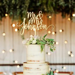 Custom Mr&Mrs Wood Favourite Handmade Topper Personalised Calligraphy Acrylic Elegant Glitter Wedding Anniversary Decor D220618