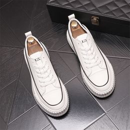 British Style Low Top White Men Wedding Dress Party Shoes Fashion Designer Classic White Cushion Casual Skateboard Sneakers Round Toe Driving Walking Loafers E188