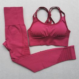 Women Yoga Set Seamless Fitness Clothing Sportswear Woman Gym Leggings Padded Push-up Strappy Bra 2 Pcs Suits 220330