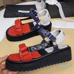 Women Luxury Shoes Designer Thick Bottom Sandals Cross-tied Open Toe Slides Beach Striped Causal Leather Lining Fabric Flat