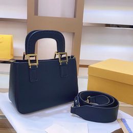 2022 SS Shoulder Bag Limited Women Fashion Handbags Letter Cowhide Hasp Double Handle Tote Crossbody Bags Hardware 24K Detachable Strap Classic Totes