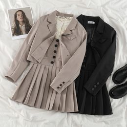 College Style Short Suit Jacket Female Spring and Autumn All-match Jk Uniform Retro Three-piece Suits Long-sleeved Top W220331