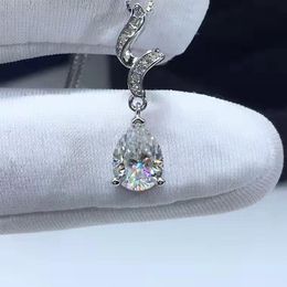 Chains 1ct Drop Shape Moissanite Pendant Necklace 6 8mm 925 Sterling Silver D Colour Passed Diamond Test Bride Wedding Luxury JewelryChains