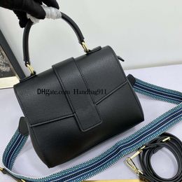 Women Handbag Cross body bag Woman Luxury Designer Handbags European And American style Fashion Shoulder Bag Made of palm grain cowhide leather