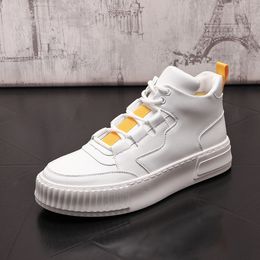 British Designers Dress Wedding Party Shoes Brand White Platform Leather Casual Loafers Fashion Round Toe Thick Bottom Leisure Driving Walking Sneakers N26