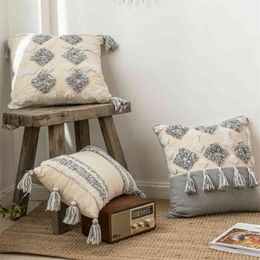 Moroccan Style Cushion Cover Tuft Tassels Handmade Neutral Decoration Pillow Case Cover 45x45cm/30x50cm For Sofa Bed Grey Ivory Diamond Stripe 210401