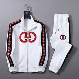 2023 Mans Fashion Tracksuits Classic Letters Printing Two Pieces Outfits Man's Tracksuit Sweat Suits Sports Suit Men Hoodies Jackets