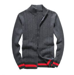 Herrenpullover Winter Dicke Kontrast Cardigan Zip -Knopf Pullover berühmte Marke Jugend Herbst verdicken Zipper Standkragen