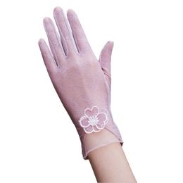Five Fingers Gloves 2022 Summer Sunscreen Female Short Thin Section Outdoor Cycling Driving Touch Screen Lace Silk Glove